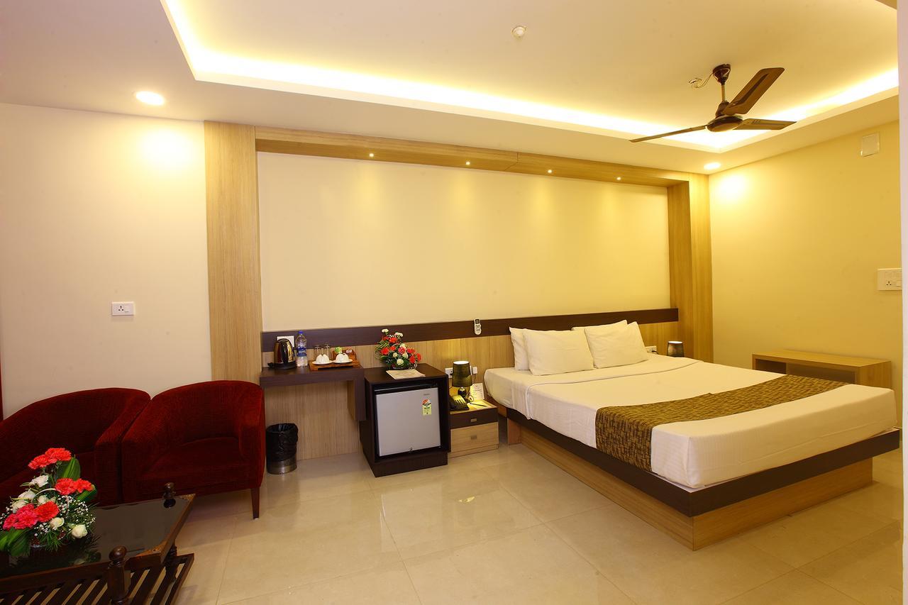 Thrissur Trichur Towers מראה חיצוני תמונה
