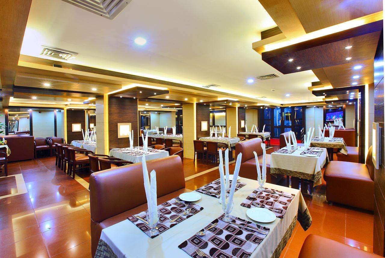 Thrissur Trichur Towers מראה חיצוני תמונה