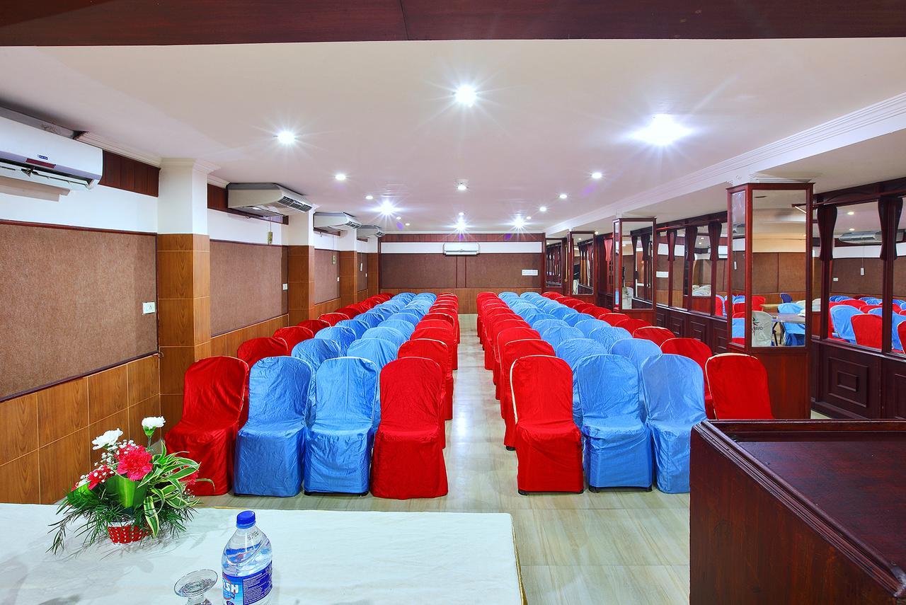 Thrissur Trichur Towers מראה חיצוני תמונה