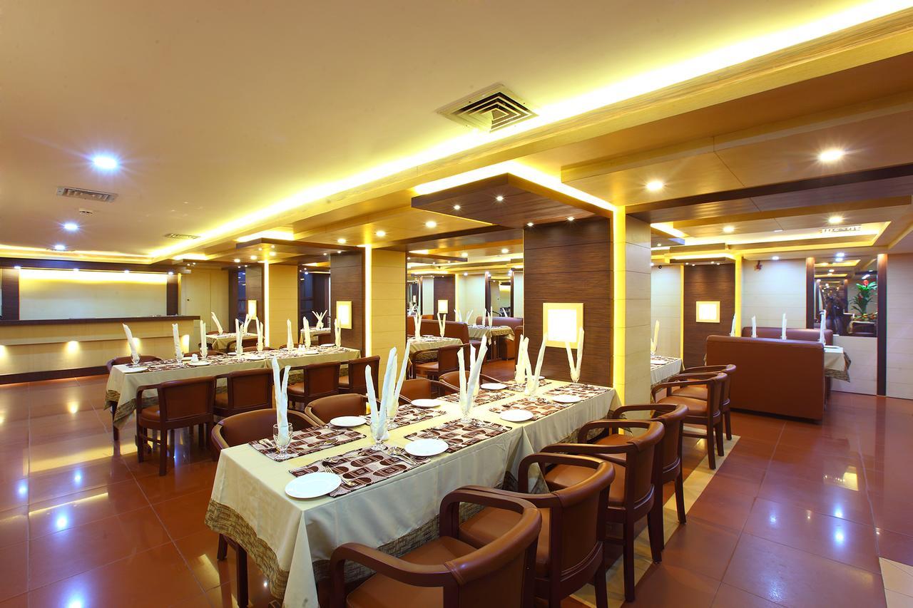Thrissur Trichur Towers מראה חיצוני תמונה